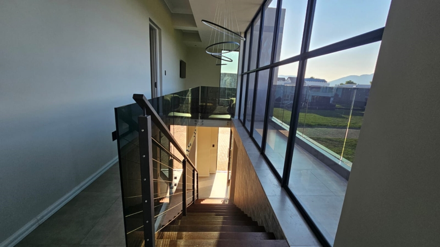 3 Bedroom Property for Sale in The Islands Estates North West